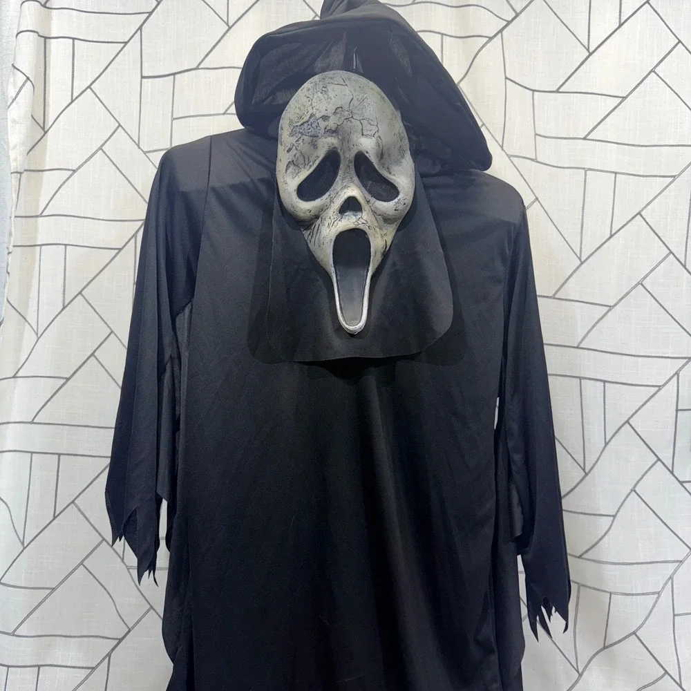 Easter Unlimited Scream‎ Ghost Face Costume OS Black Mask and Robe Set